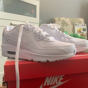 Nike Airmax 90s BRAND NEW - Women’s Size 7